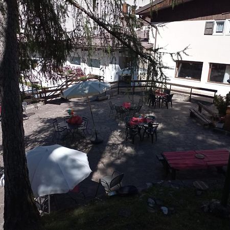Hostel Il Pirata Cavareno Εξωτερικό φωτογραφία