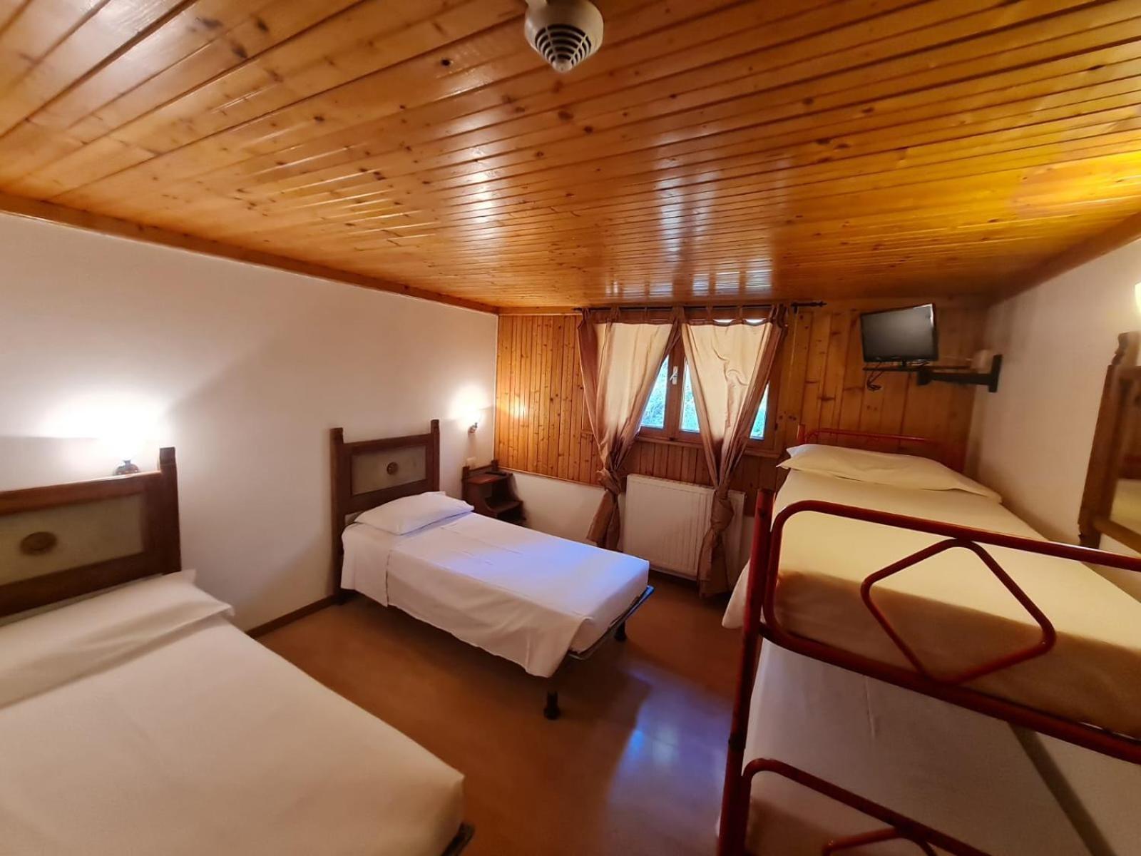 Hostel Il Pirata Cavareno Εξωτερικό φωτογραφία